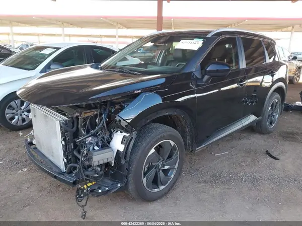 JN8BT3BAXRW350743 2024 NISSAN ROGUE - Image 2