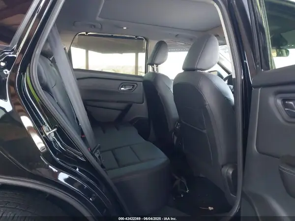 JN8BT3BAXRW350743 2024 NISSAN ROGUE - Image 8