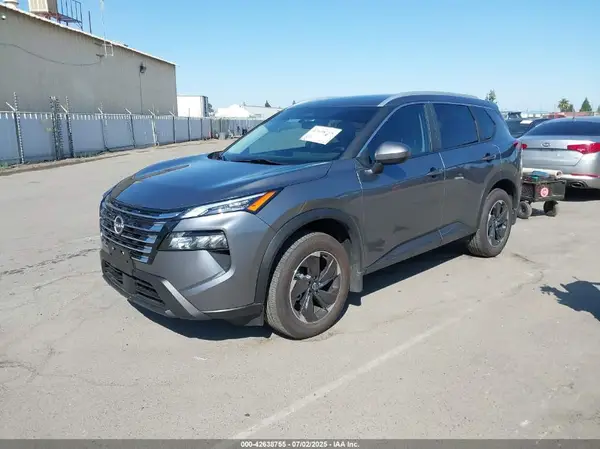 JN8BT3BAXRW362620 2024 NISSAN ROGUE - Image 2