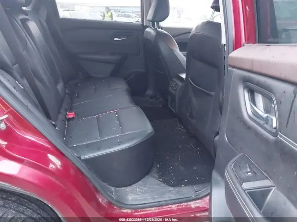 JN8BT3BB0NW337471 2022 NISSAN ROGUE - Image 8