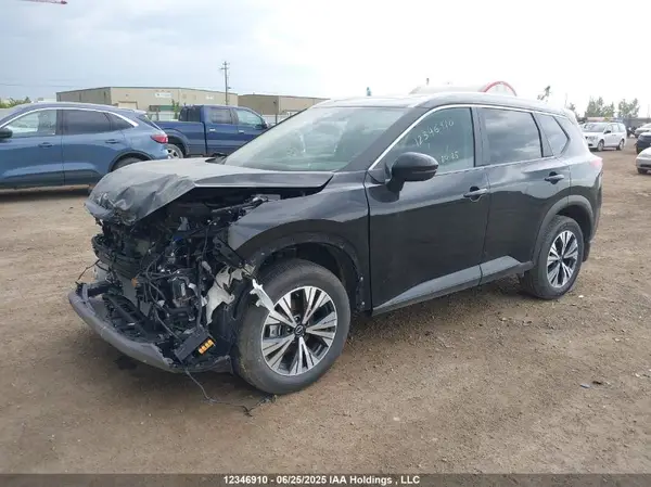 JN8BT3BB0PW220461 2023 NISSAN ROGUE - Image 2