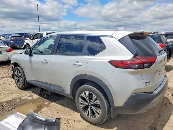 JN8BT3BB0PW356864 2023 NISSAN ROGUE - Image 2