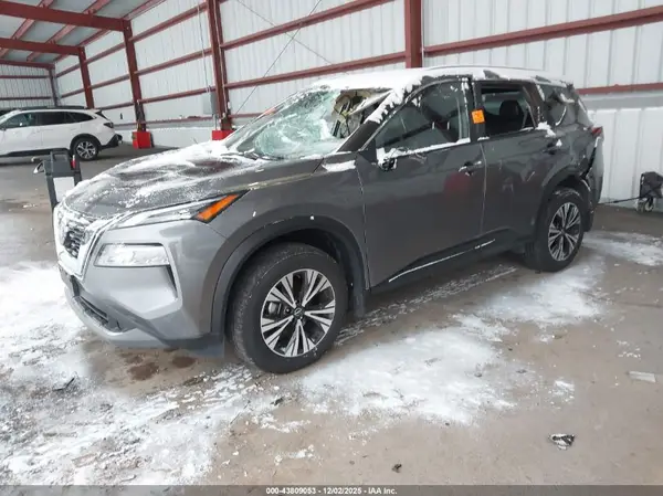 JN8BT3BB0PW485932 2023 NISSAN ROGUE - Image 2