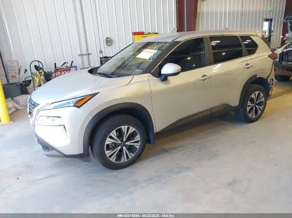 JN8BT3BB0PW498325 2023 NISSAN ROGUE - Image 2