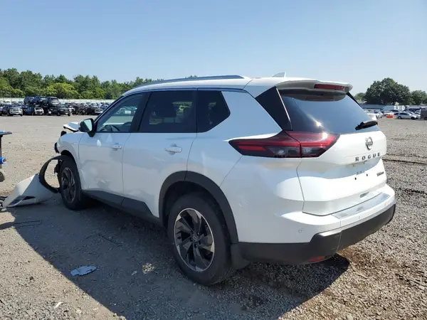 JN8BT3BB0RW176920 2024 NISSAN ROGUE - Image 2