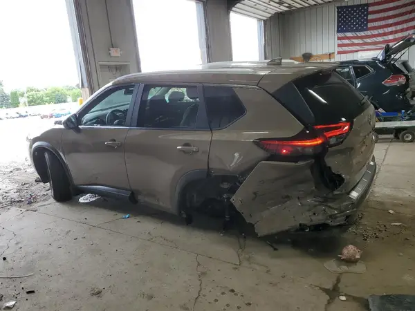 JN8BT3BB0RW420193 2024 NISSAN ROGUE - Image 2