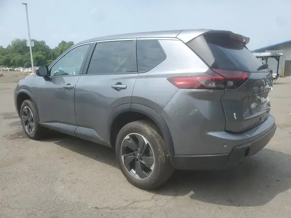 JN8BT3BB0RW421196 2024 NISSAN ROGUE - Image 2