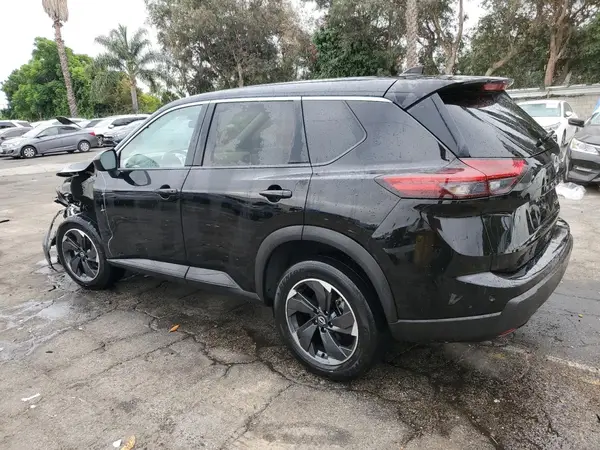JN8BT3BB0RW423157 2024 NISSAN ROGUE - Image 2