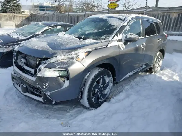 JN8BT3BB0RW424468 2024 NISSAN ROGUE - Image 2