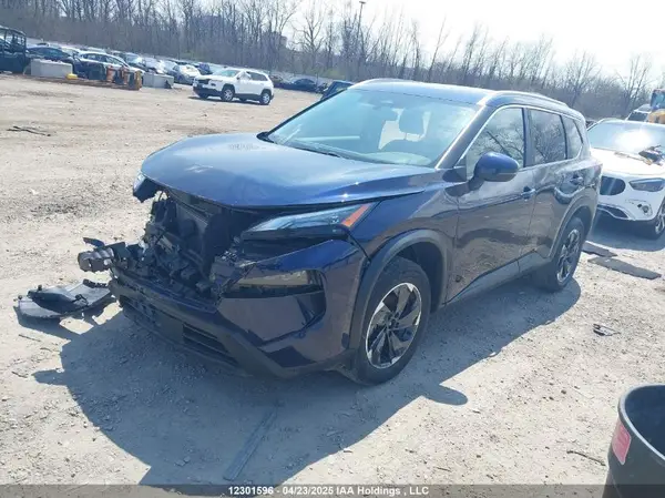 JN8BT3BB0RW427127 2024 NISSAN ROGUE - Image 2