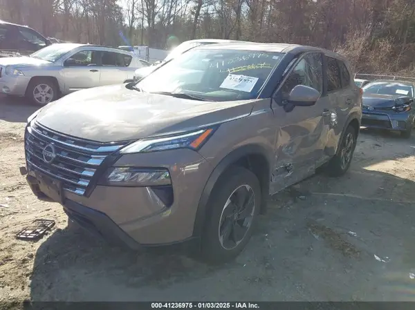JN8BT3BB0RW431050 2024 NISSAN ROGUE - Image 2