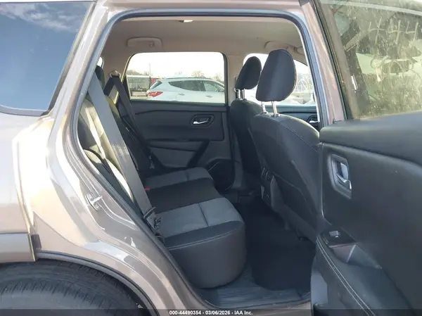 JN8BT3BB0RW441187 2024 NISSAN ROGUE - Image 8