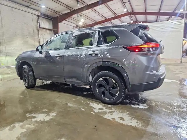 JN8BT3BB0SW416859 2025 NISSAN ROGUE - Image 2