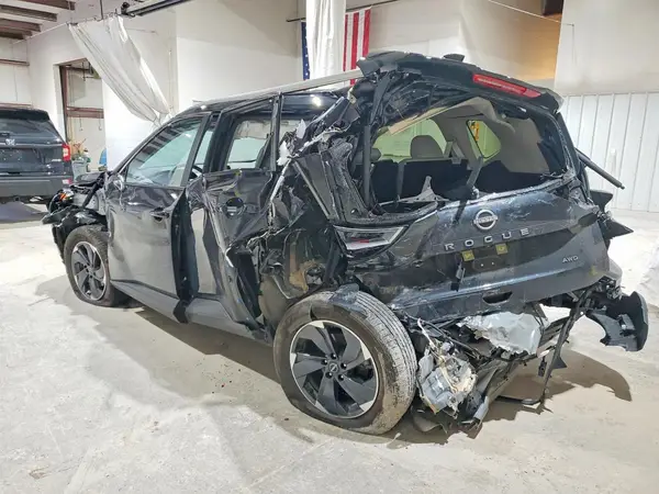 JN8BT3BB0SW429322 2025 NISSAN ROGUE - Image 2