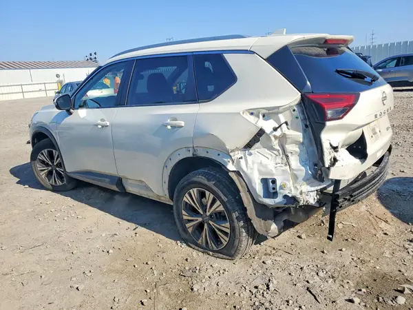 JN8BT3BB1NW339293 2022 NISSAN ROGUE - Image 2