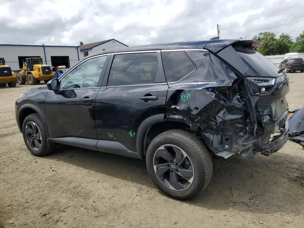 JN8BT3BB1RW172147 2024 NISSAN ROGUE - Image 2