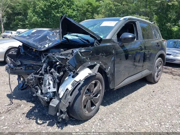 JN8BT3BB1RW286925 2024 NISSAN ROGUE - Image 2