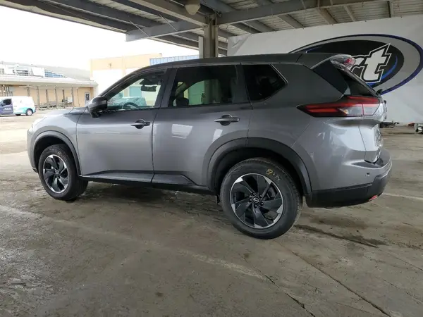 JN8BT3BB1RW420560 2024 NISSAN ROGUE - Image 2