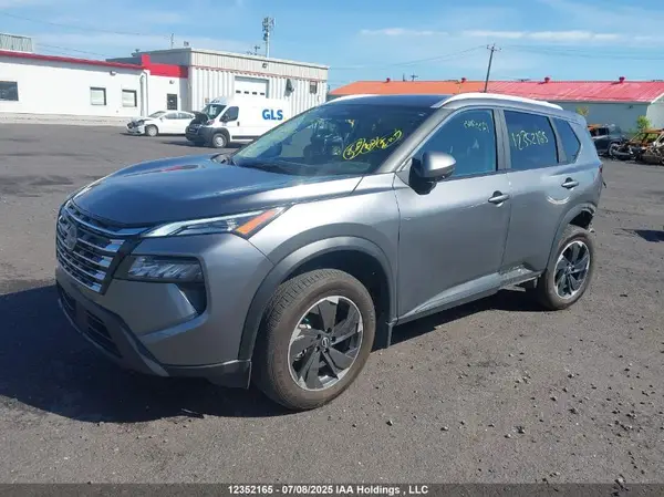 JN8BT3BB1RW441344 2024 NISSAN ROGUE - Image 2