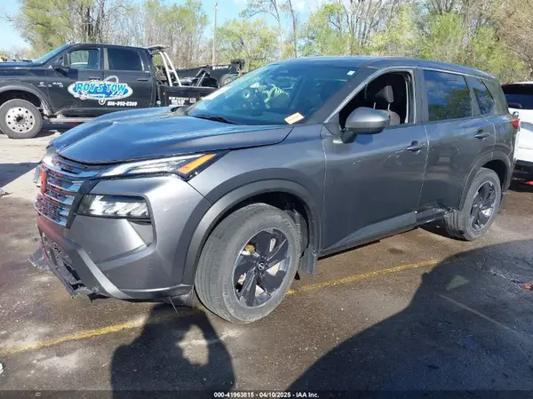 JN8BT3BB1RW446446 2024 NISSAN ROGUE - Image 2