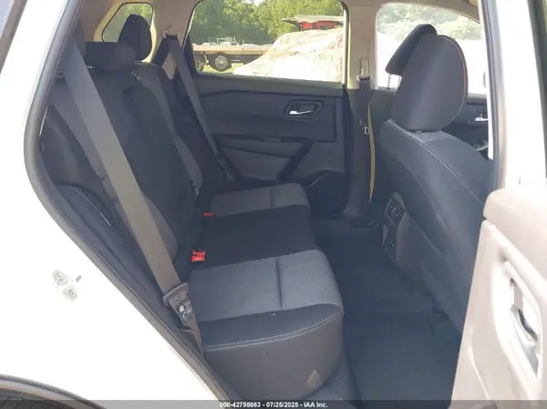 2025 NISSAN ROGUE auction photo 8