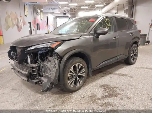 JN8BT3BB2PW201474 2023 NISSAN ROGUE - Image 2
