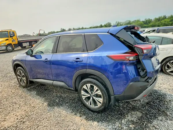 JN8BT3BB2PW211468 2023 NISSAN ROGUE - Image 2