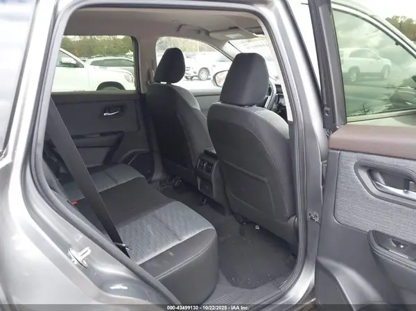 JN8BT3BB2PW352573 2023 NISSAN ROGUE - Image 8