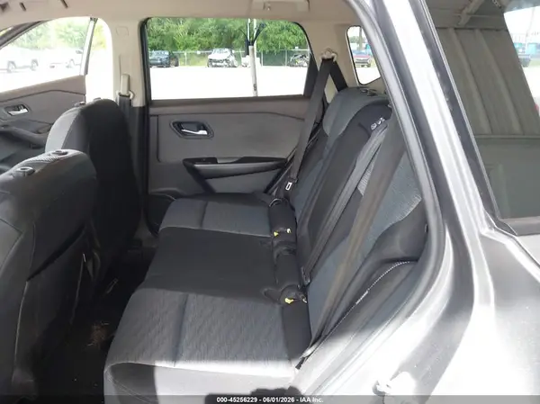 JN8BT3BB2PW460823 2023 NISSAN ROGUE - Image 8