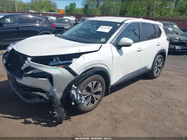 JN8BT3BB2PW476553 2023 NISSAN ROGUE - Image 2