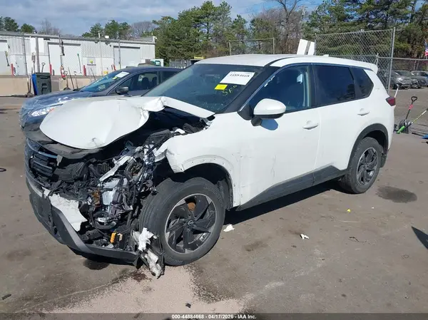 JN8BT3BB2RW175123 2024 NISSAN ROGUE - Image 2