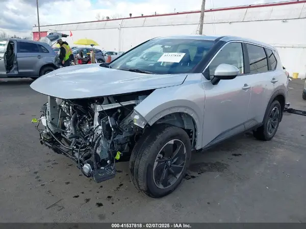 JN8BT3BB2RW290837 2024 NISSAN ROGUE - Image 2