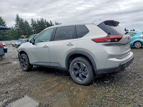 JN8BT3BB2RW420843 2024 NISSAN ROGUE - Image 2