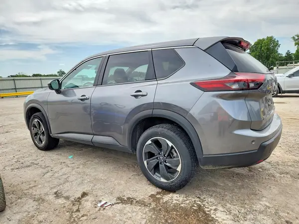 JN8BT3BB2RW421118 2024 NISSAN ROGUE - Image 2