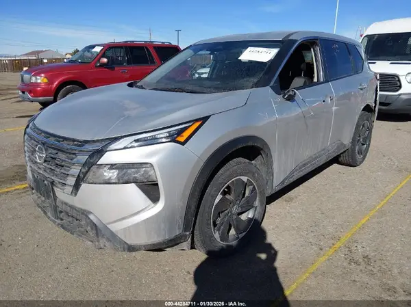 JN8BT3BB2RW421247 2024 NISSAN ROGUE - Image 2