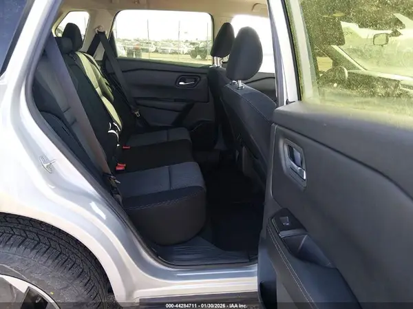 JN8BT3BB2RW421247 2024 NISSAN ROGUE - Image 8