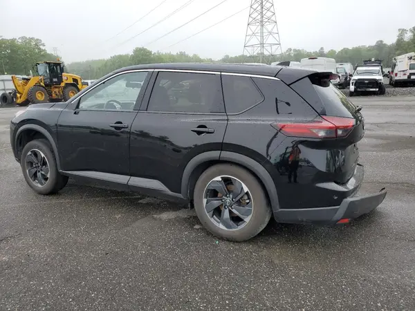JN8BT3BB2RW424827 2024 NISSAN ROGUE - Image 2