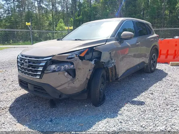 JN8BT3BB2RW425699 2024 NISSAN ROGUE - Image 2