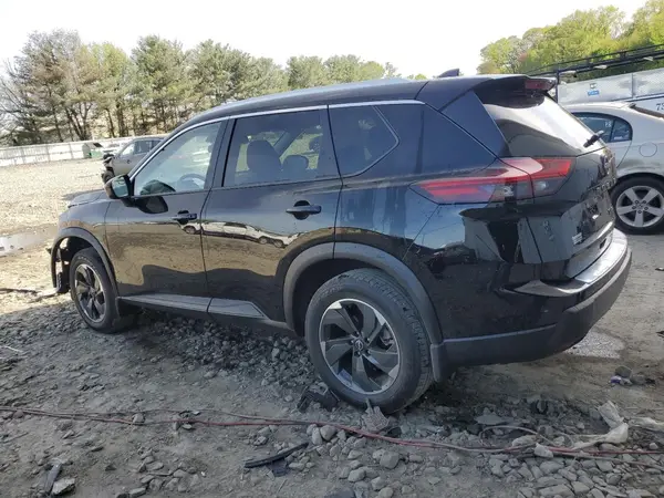 JN8BT3BB2RW437755 2024 NISSAN ROGUE - Image 2