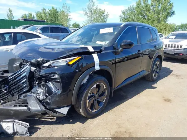 JN8BT3BB2RW438260 2024 NISSAN ROGUE - Image 2