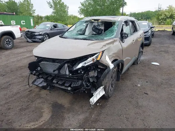 JN8BT3BB2SW159929 2025 NISSAN ROGUE - Image 2