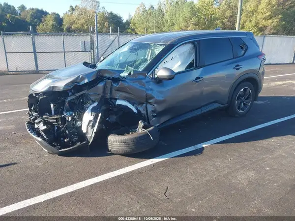 JN8BT3BB2SW425059 2025 NISSAN ROGUE - Image 2