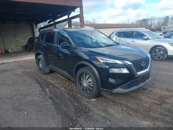JN8BT3BB3NW333592 2022 NISSAN ROGUE - Image 1
