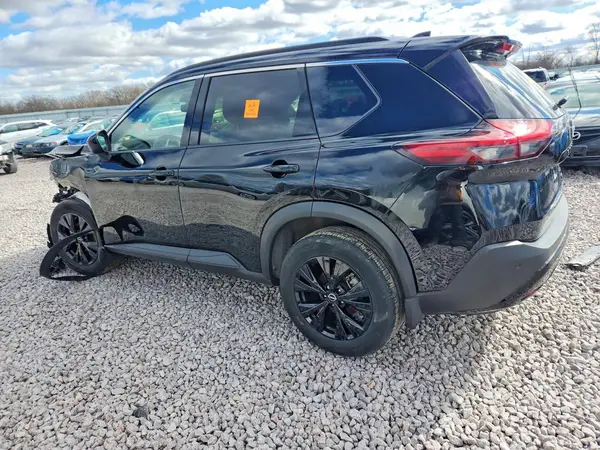 JN8BT3BB3PW208806 2023 NISSAN ROGUE - Image 2