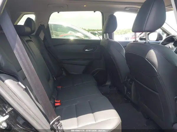 JN8BT3BB3RW287784 2024 NISSAN ROGUE - Image 8