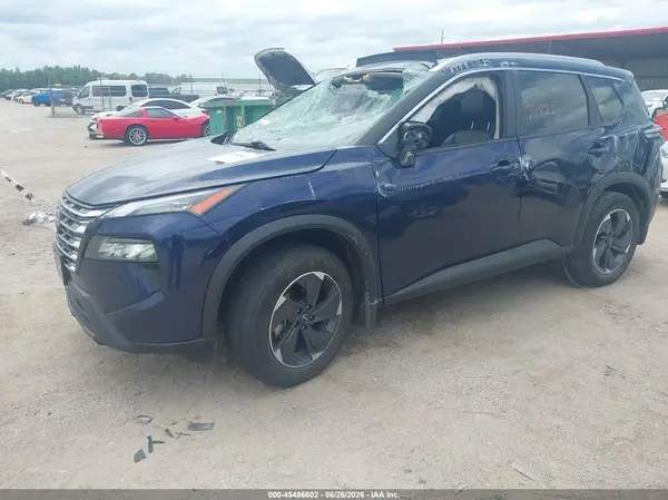 JN8BT3BB3RW420821 2024 NISSAN ROGUE - Image 2