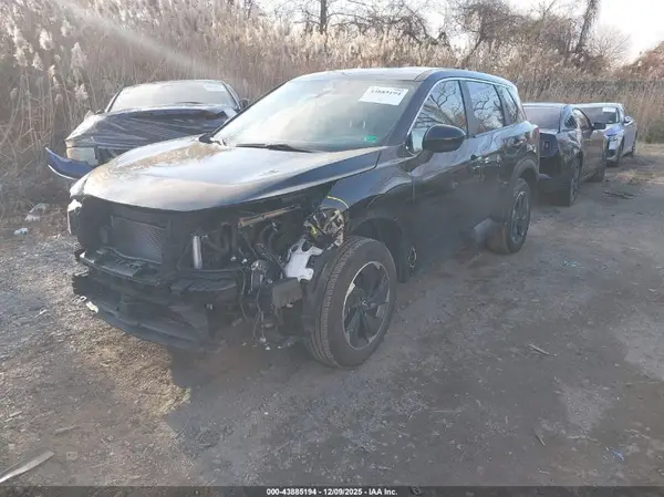JN8BT3BB3RW443645 2024 NISSAN ROGUE - Image 2