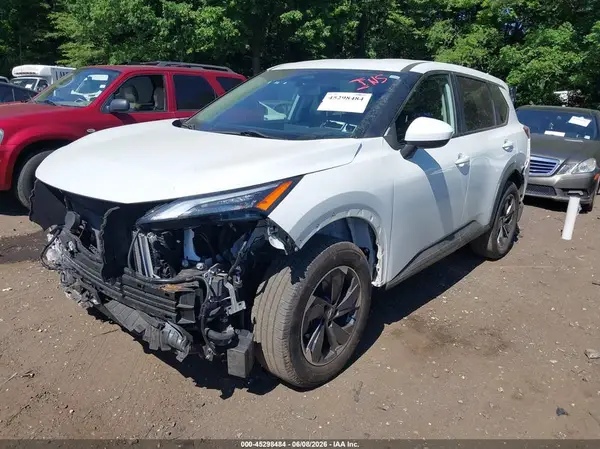 JN8BT3BB3RW445167 2024 NISSAN ROGUE - Image 2