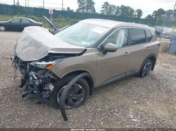 JN8BT3BB3RW445234 2024 NISSAN ROGUE - Image 2