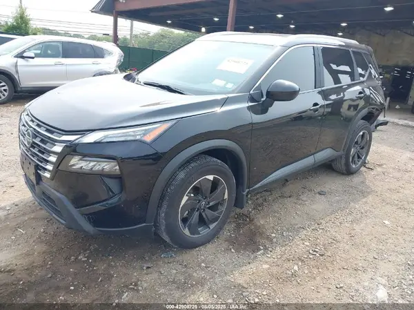 JN8BT3BB3RW449395 2024 NISSAN ROGUE - Image 2